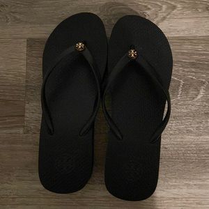 Tory Burch hardly worn flip flops